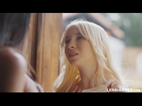 ❤️ La noia torna a casa uns mesos després i s'acaba menjant el cony de la seva madrastra ❌  Sexe al ca.pornoklinge.ru ️❤